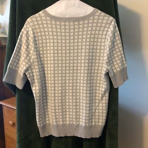 Large Liz Claiborne Women’s Light weight Sweater Top